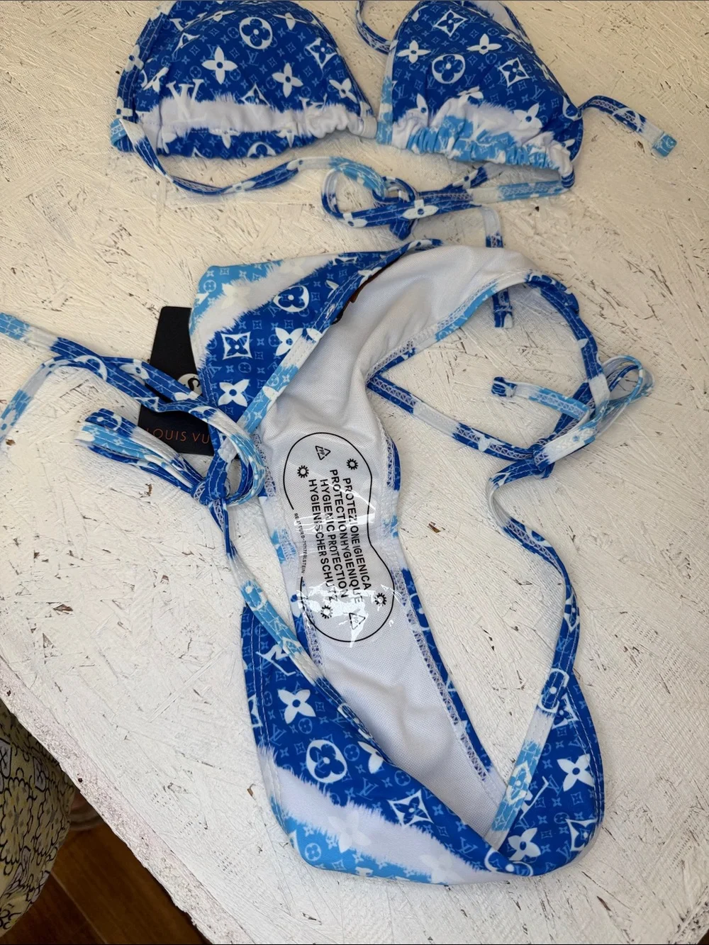 Louie Vuitton NWT 2 pc bikini, SZ SM blue,/wht signature logo pattern - Picture 2 of 5